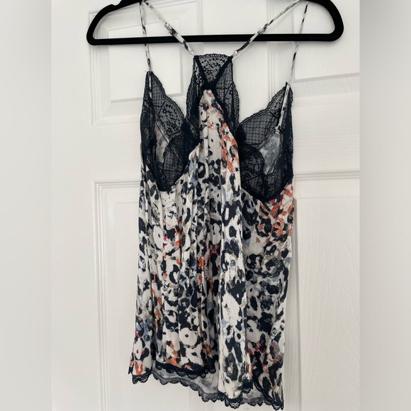 Lace Animal Print Tank Top - Picture 3 of 3